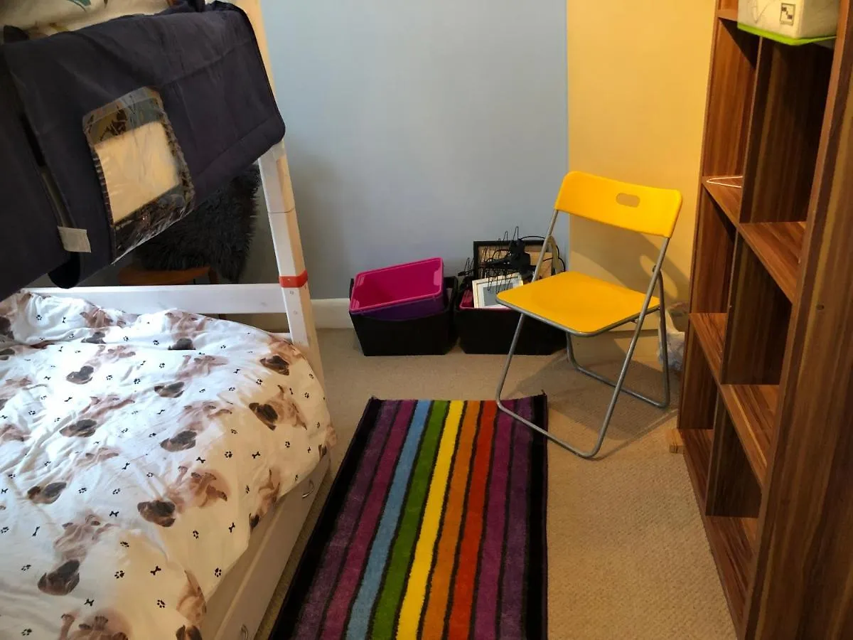 Wellness Haven Micro Pop-Up Hostel Catford London Homestay